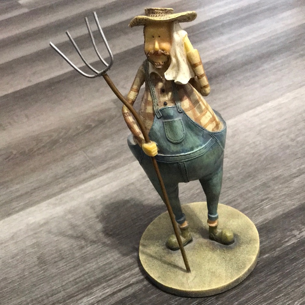 Country Farmer Wall Accent Sculpture in Blue and Tan